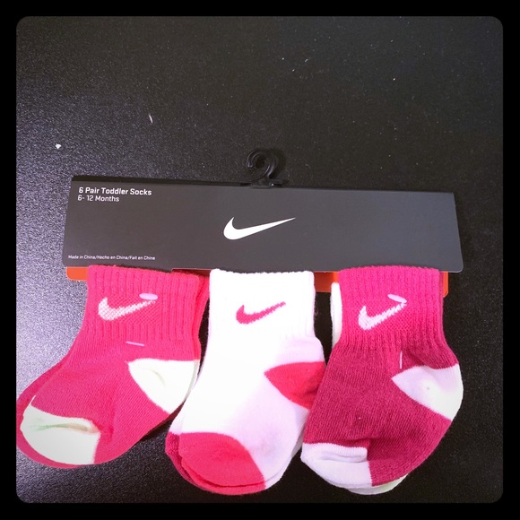 nike baby girl socks